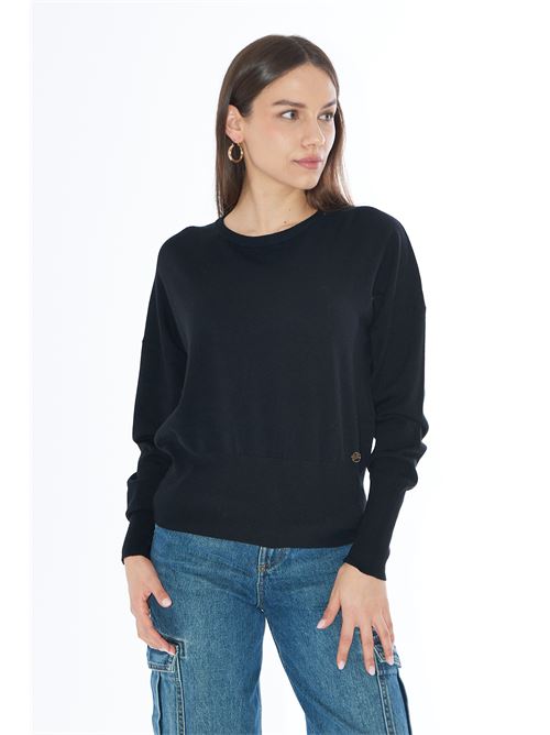  YES ZEE | M051 RU00/0710